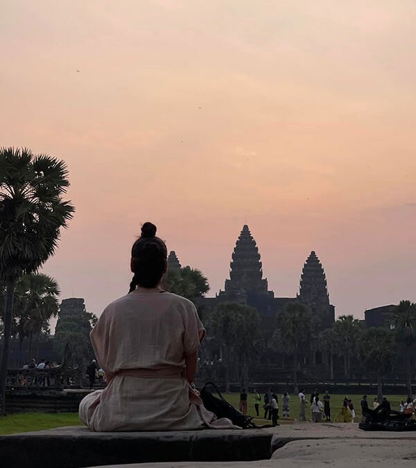 ANGKOR WAT 2 DAYS TOUR + BENG MELEAR TEMPLE