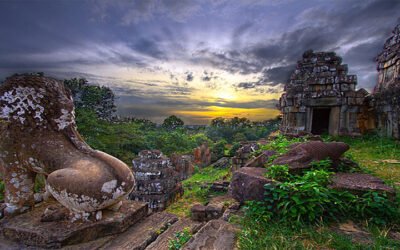 Banteay Srei & Kunlen Waterfall & Tonle Sap Floating Village